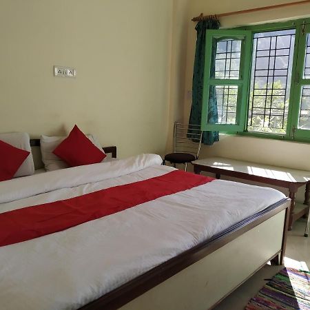 Hotel Govind Rudraprayāg Exteriör bild