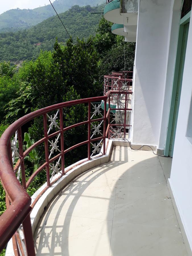 Hotel Govind Rudraprayāg Exteriör bild