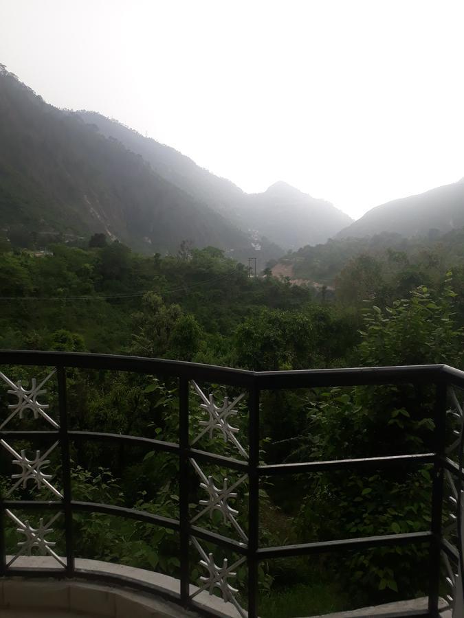 Hotel Govind Rudraprayāg Exteriör bild