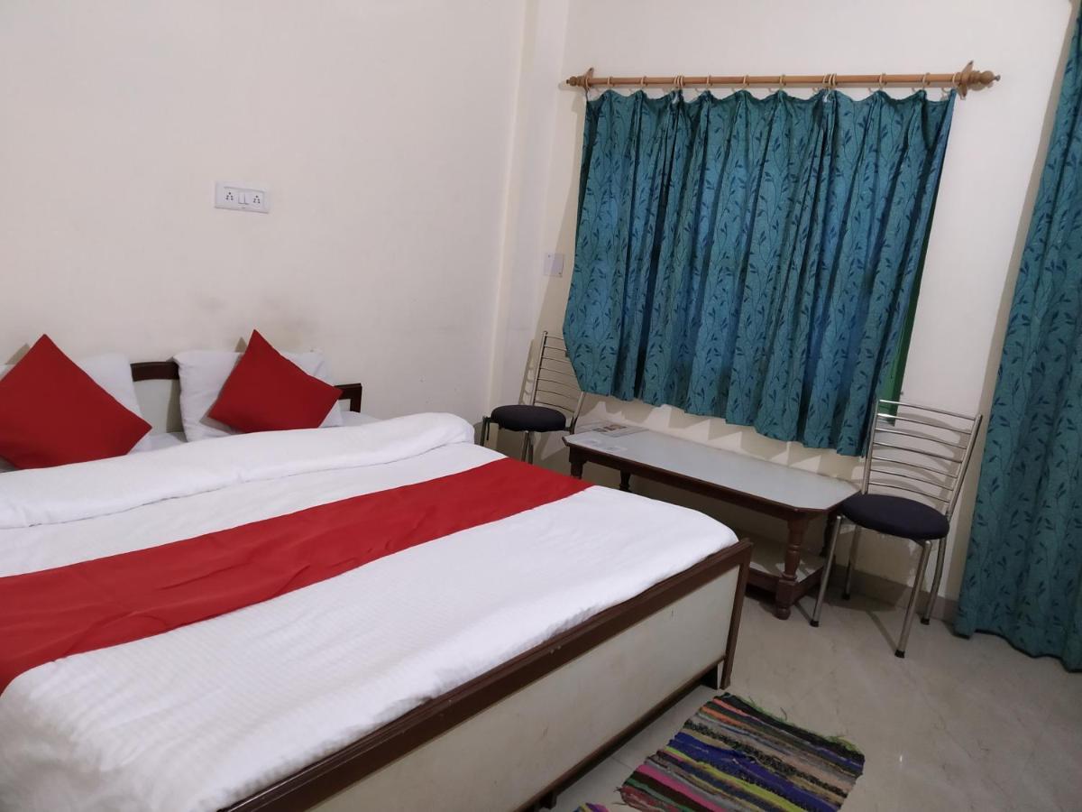 Hotel Govind Rudraprayāg Exteriör bild